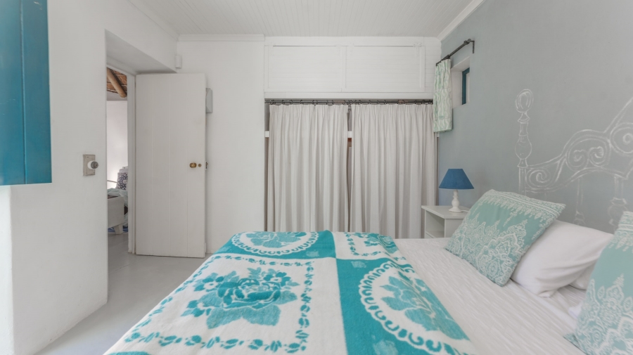 6 Bedroom Property for Sale in Struisbaai Western Cape